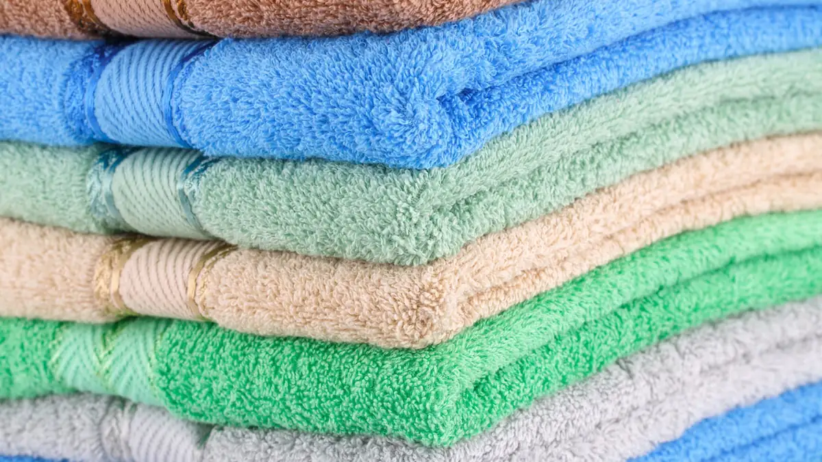 Handtuch-Stapel mit Dobby-Bordüre