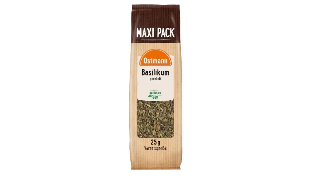 Eine Packung gerebelter Basilikum von Ostmann