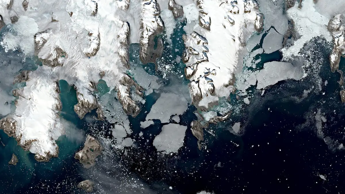 Klimawandel: Eislandschaft in Grönland von oben