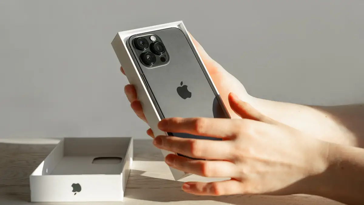 iPhone-Speicher voll: Schwarzes iPhone wr