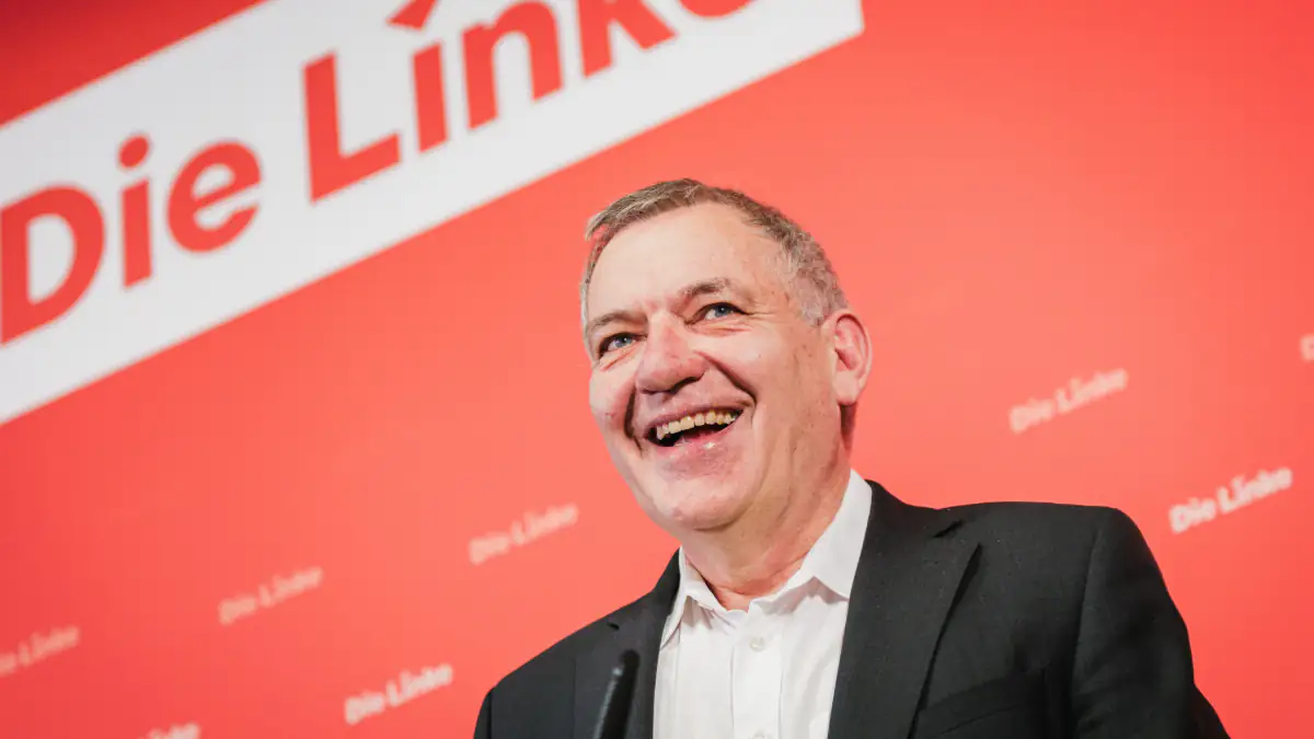 Jan van Aken bei einer Veranstaltung der Linken