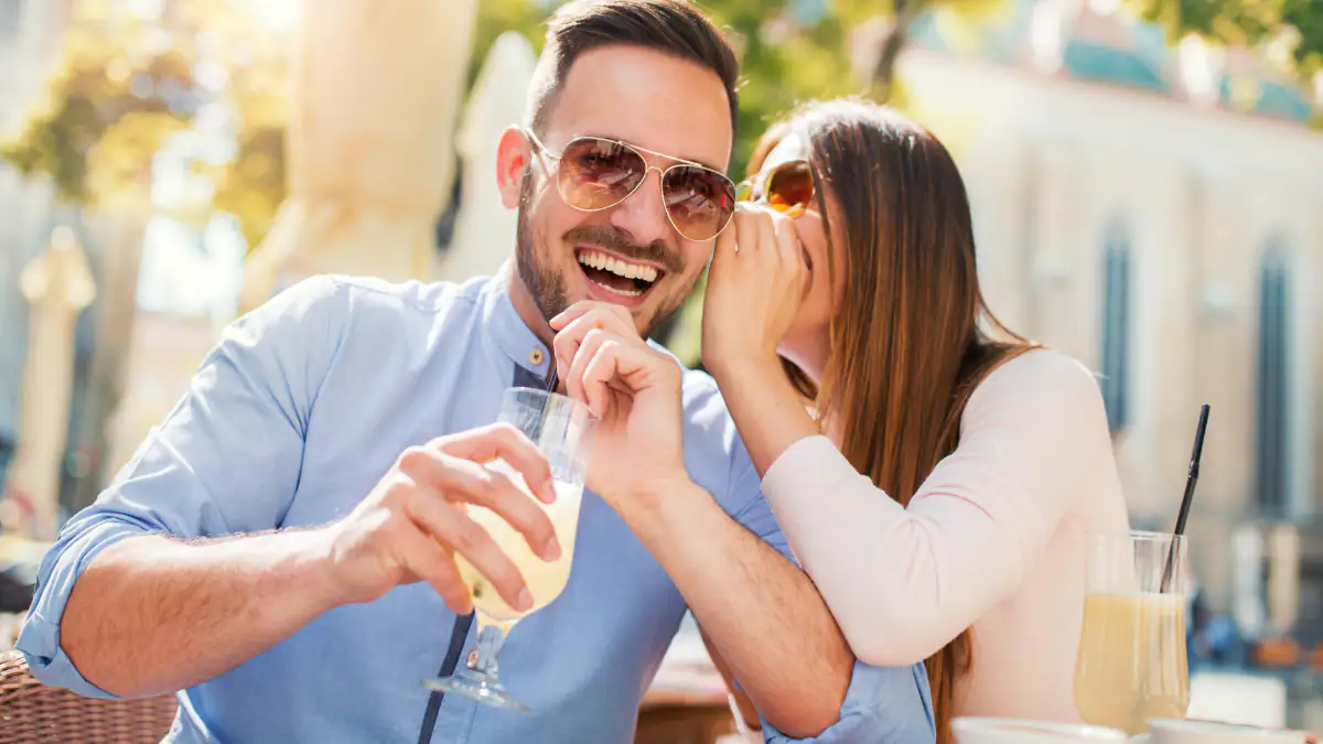 Mann und Frau beim Dating