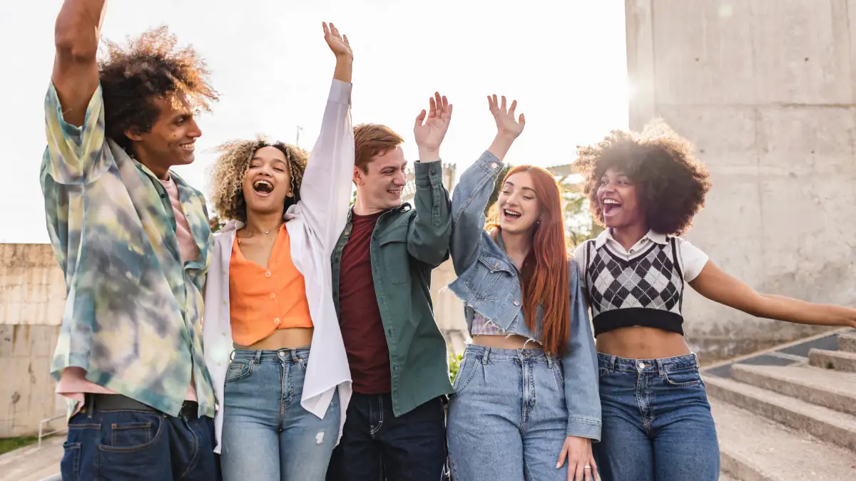 Symbolbild: Jugendliche wollen Deutschland verlassen