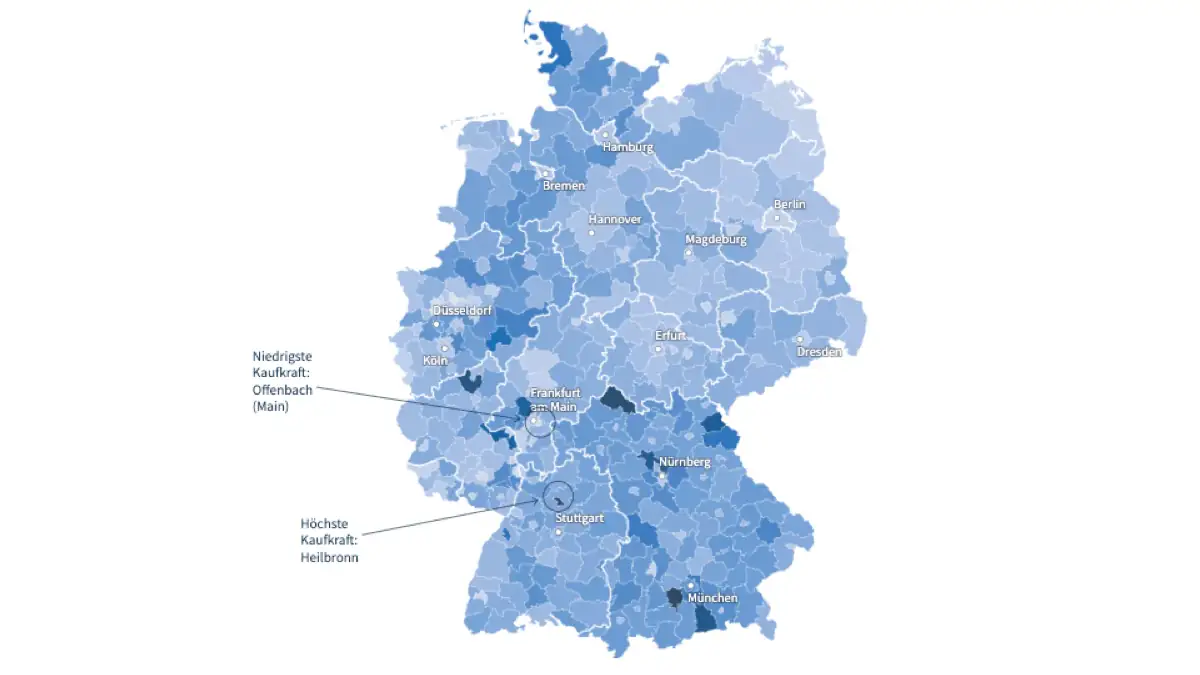 Blau eingefärbte Deutschlandkarte zeigt die Kaufkraft-Unterschiede