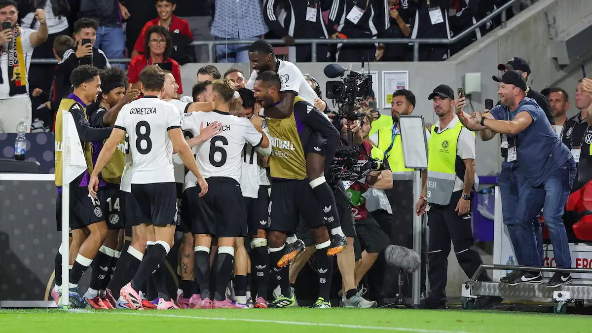 Fußball-WM 2026: Männer der deutschen Nationalmannschaft feiern zusammen