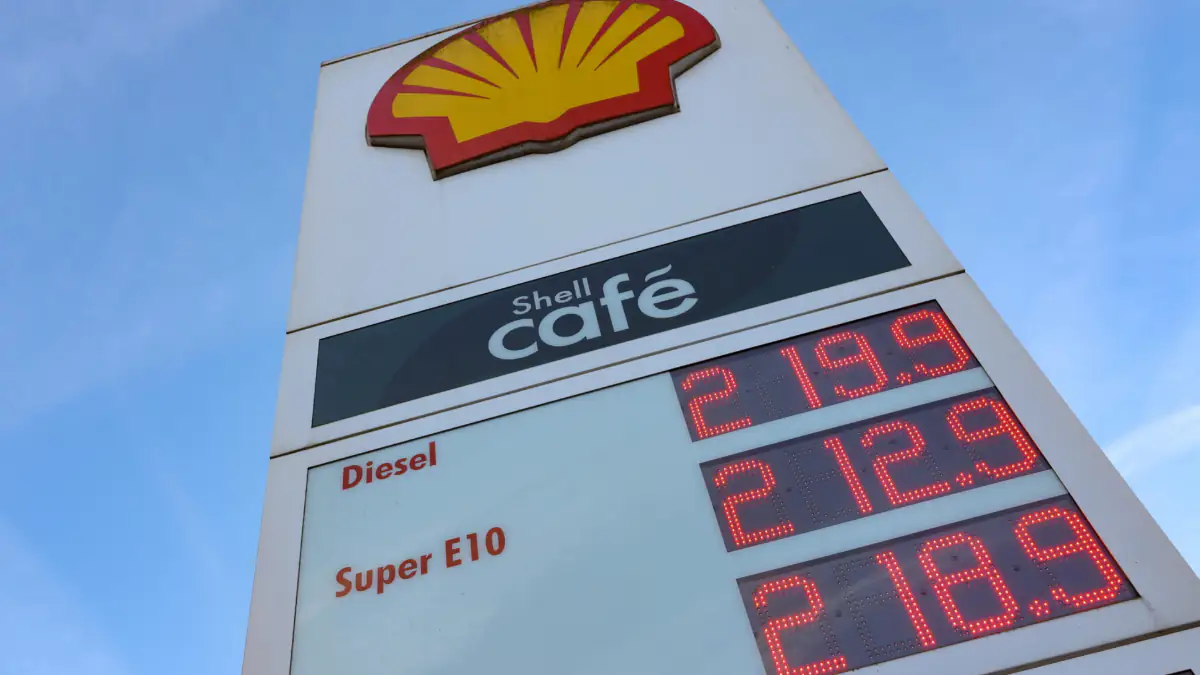Hohe Spritpreise an der Shell-Tankstelle