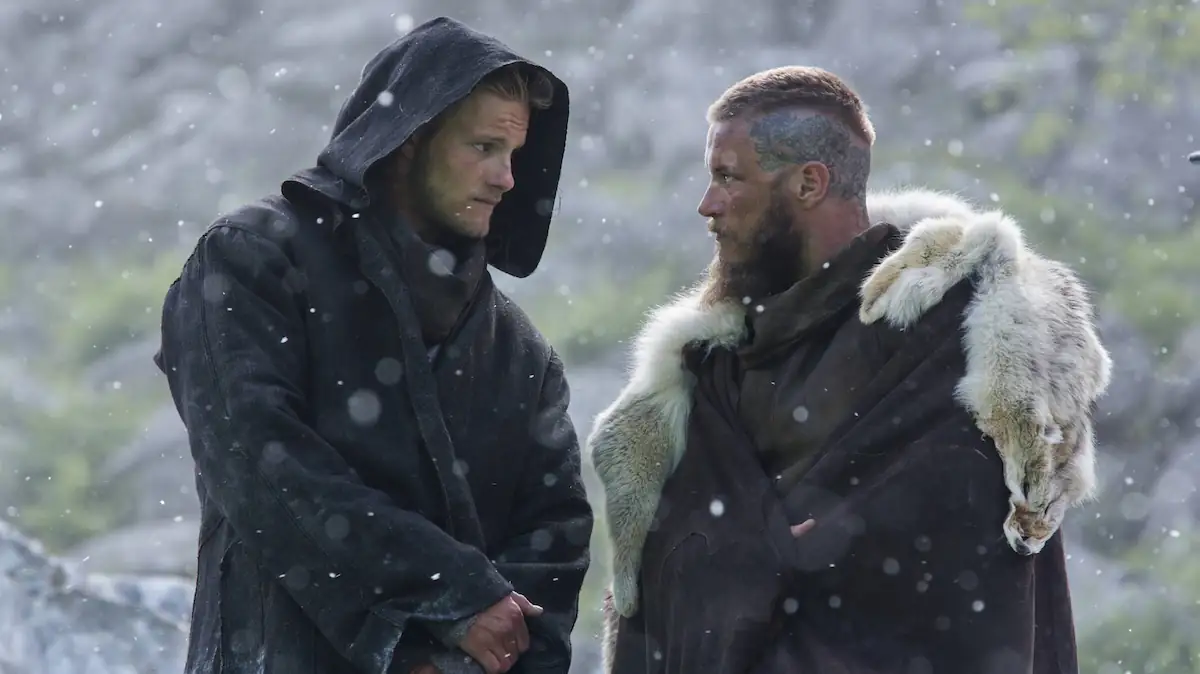 Travis Fimmel und Alexander Ludwig in „Vikings“: Macher produzieren neue Serie „Bloodaxe“ für Prime Video