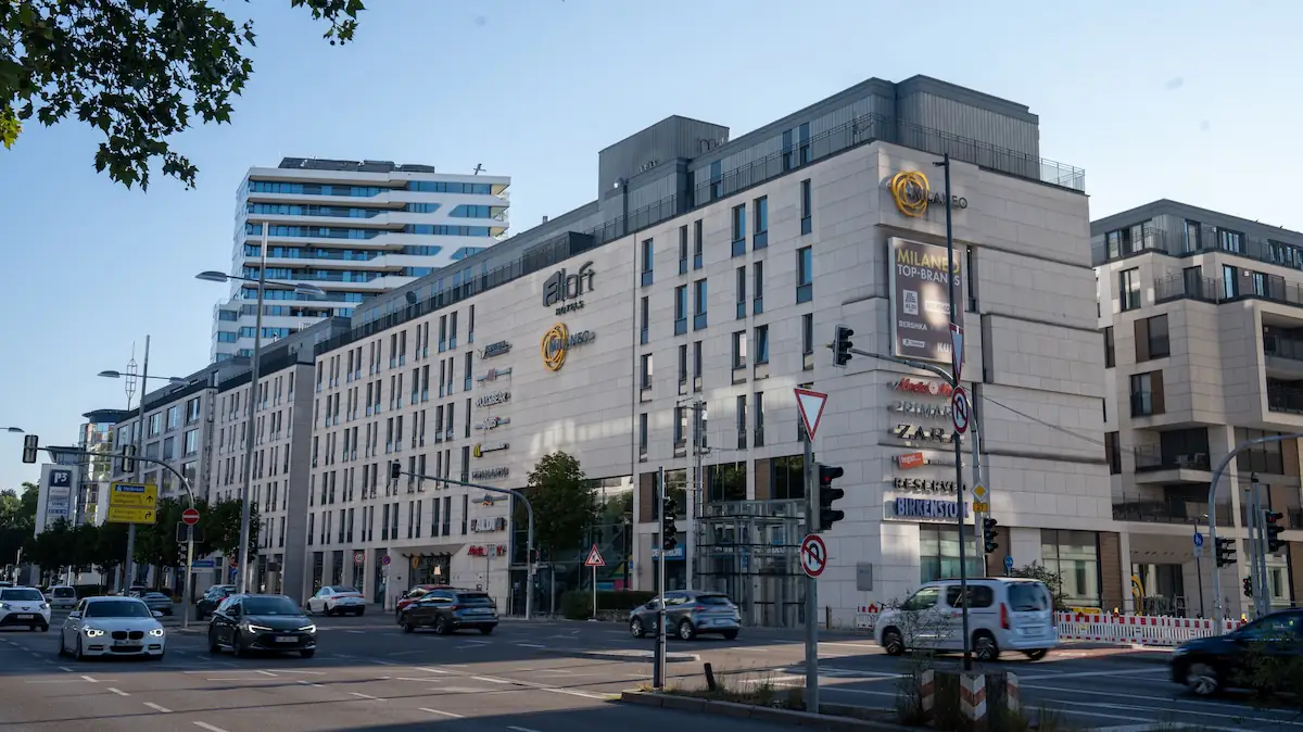 Einkaufszentrum Milaneo in Stuttgart von außen