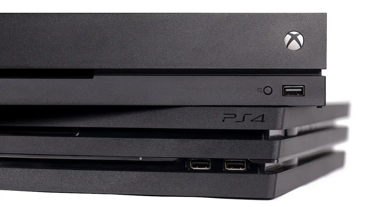 Xbox One auf PlayStation 4