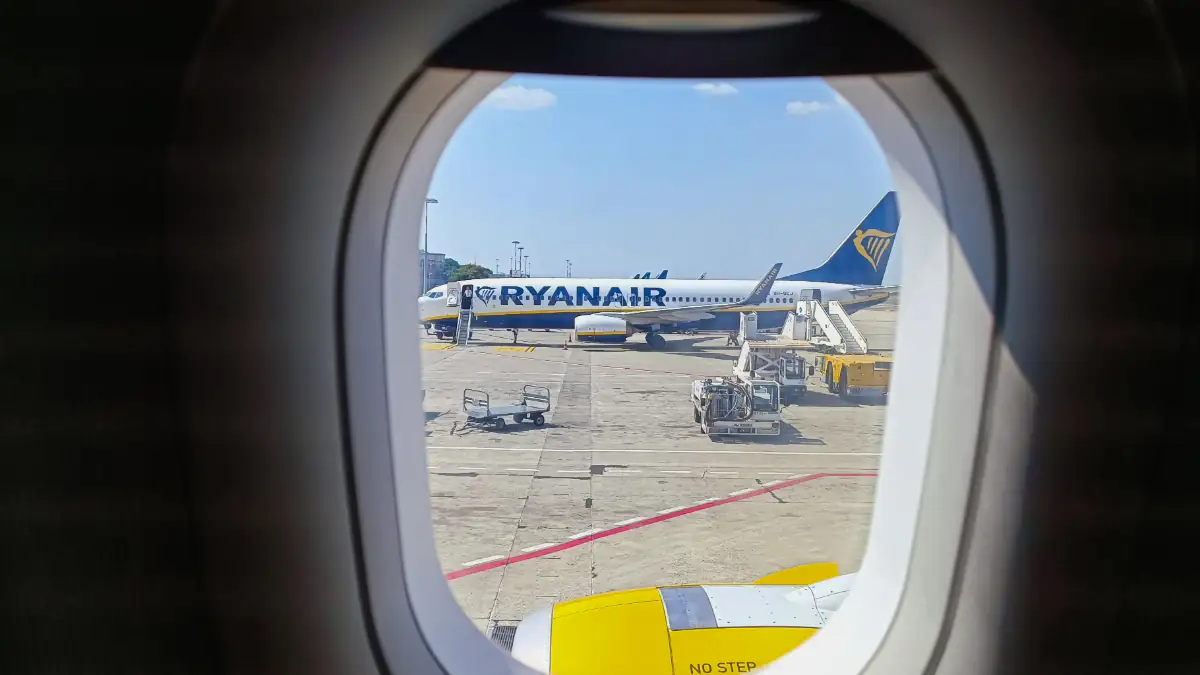 Ryanair Flugzeug am Flughafen