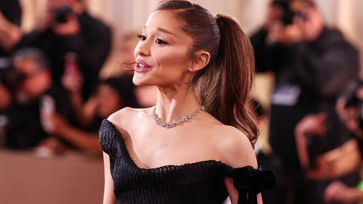Ariana Grande auf dem roten Teppich