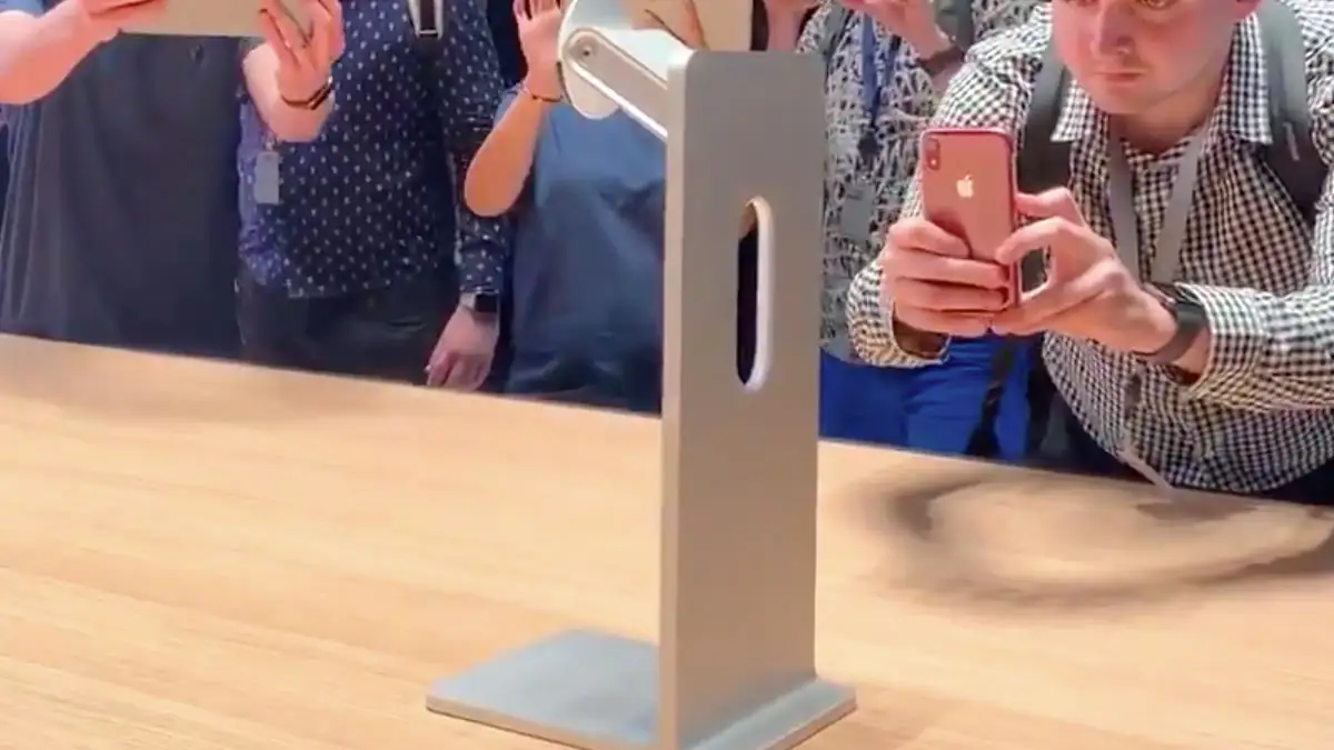 Apple: Der teuerste Ständer der Welt für 1.000 Euro