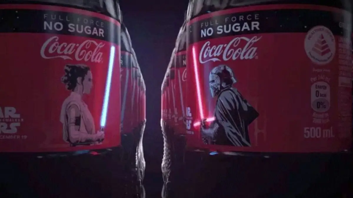 Coca-Cola: Limitierte "Star Wars"-Flaschen mit leuchtendem Laserschwert