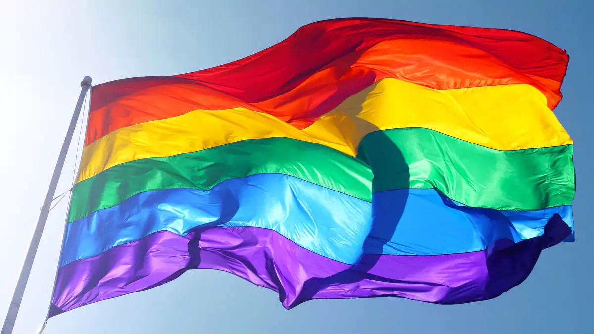 In Nordirland sind bald gleichgeschlechtliche Ehen und Schwangerschaftsabbrüche möglich