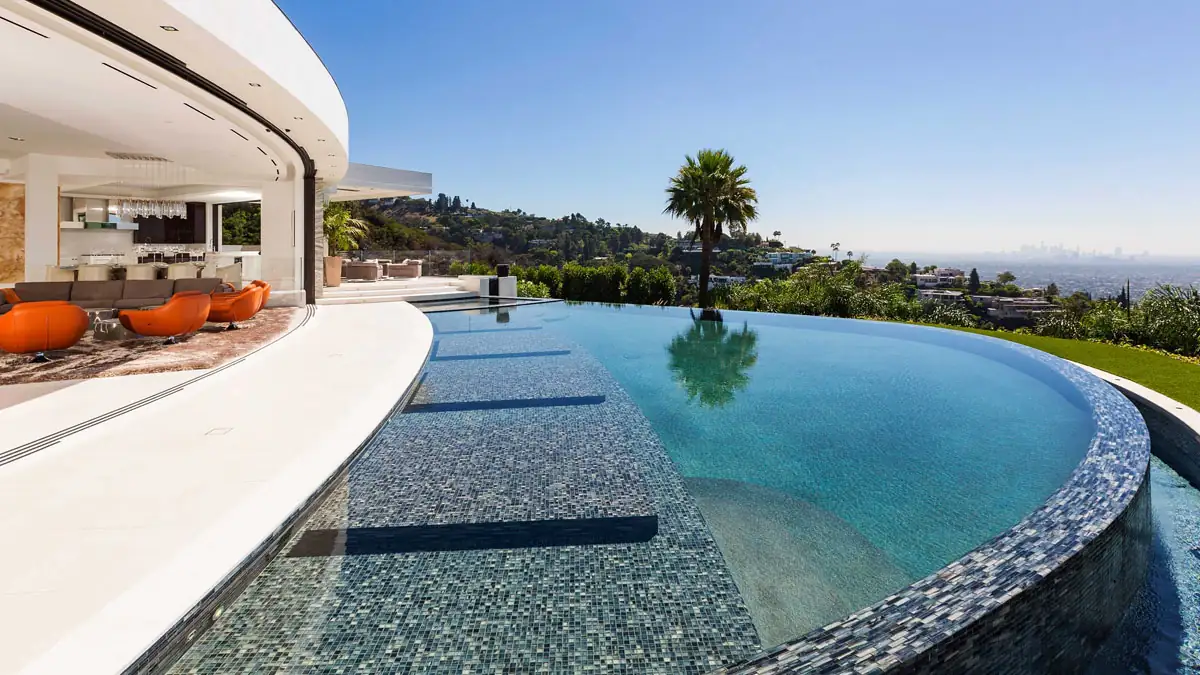 Beverly Hills: Minecraft-Gründer hat ein Anwesen für 70 Millionen Dollar gekauft