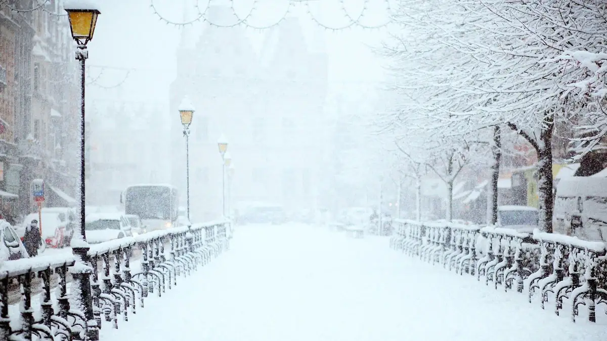 Kältehilfe und Notfallhotlines für Obdachlose