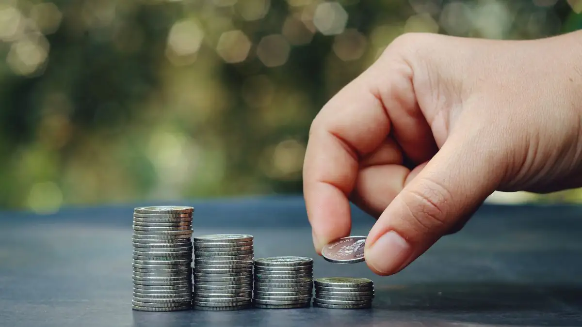 Gibt's bald kein Bargeld mehr? Sparkasse stellt neuen Plan vor