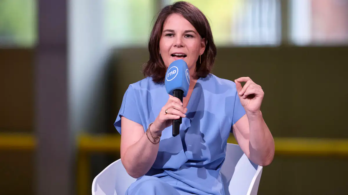 Schwere Krise: Baerbock befürchtet Volksaufstände