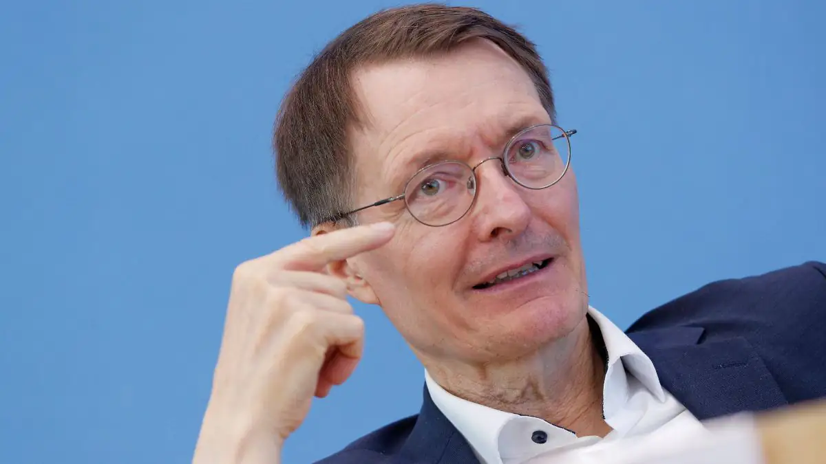 Schwerer Vorwurf: Lauterbach wird angezeigt