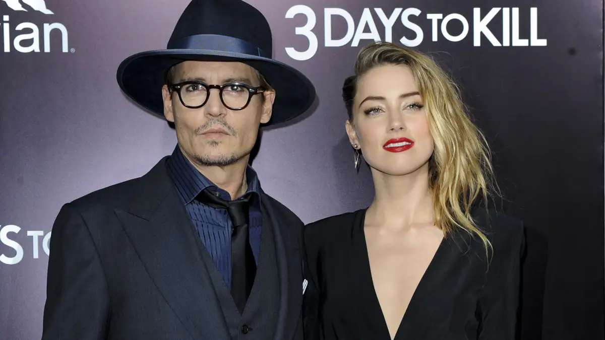 Ist Johnny Depp doch nicht unschuldig? SMS enthüllt brisante Details