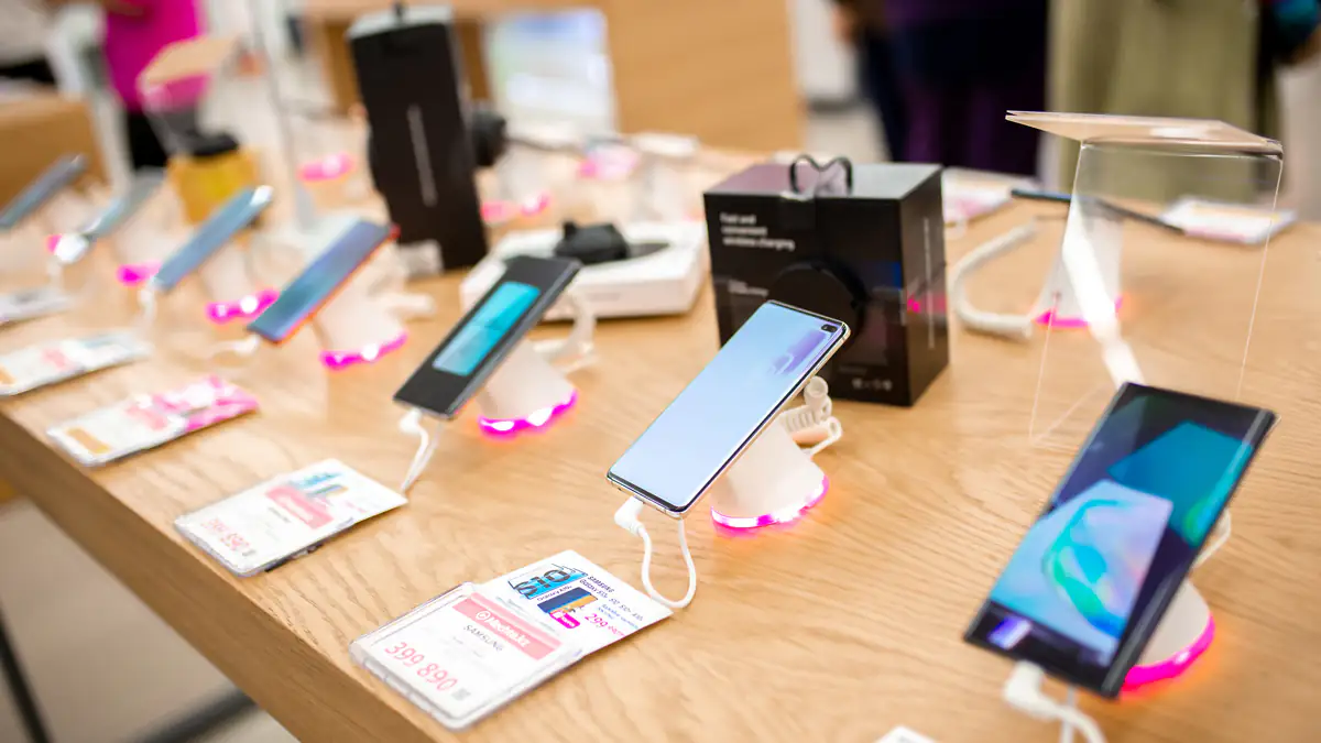 Große Umstellung: Erster Elektrohändler nimmt kein Bargeld mehr an