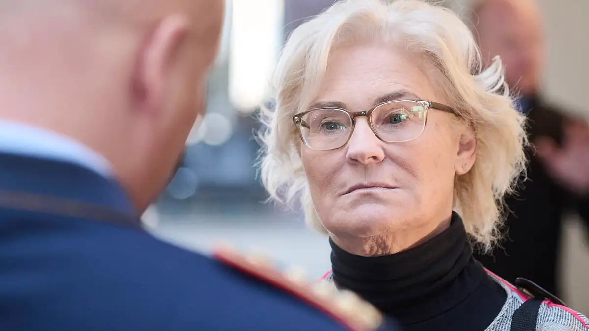 Nach Neujahrsbotschaft: Shitstorm für Verteidigungsministerin Lambrecht