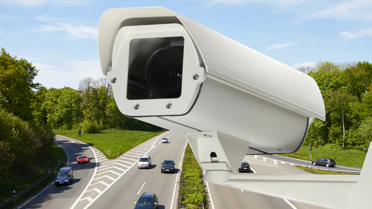 Blitzer: Ab sofort gilt eine neue Regel für Fahrer und Beifahrer