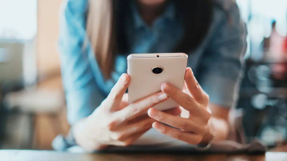 Experten warnen: Harmlose Handy-Einstellung sollte dringend deaktiviert werden