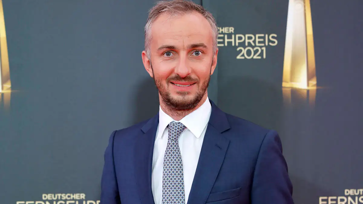 Jan Böhmermanns Frau: So tickt der Entertainer privat!