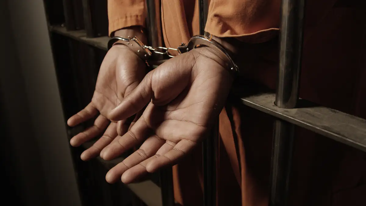 „Kann meine Zelle nicht mehr verlassen“: Kinder-Mörder hat Angst im Knast