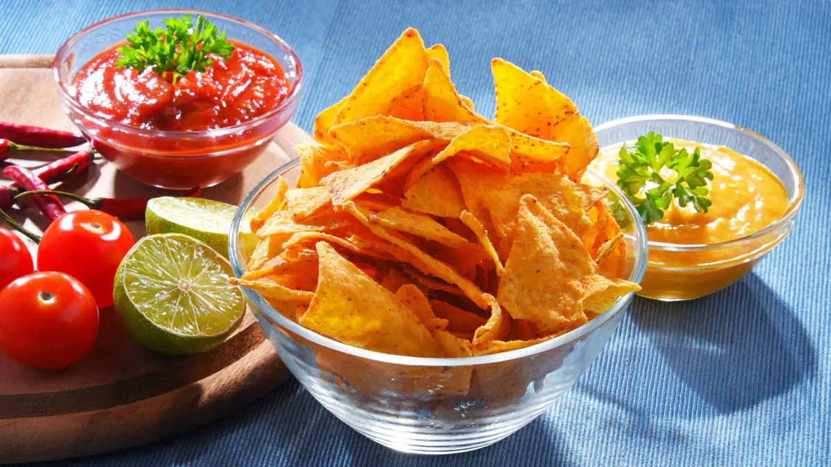 Folgenschwere Mutprobe: Hot-Chip-Challenge bringt zwei Mädchen ins Krankenhaus