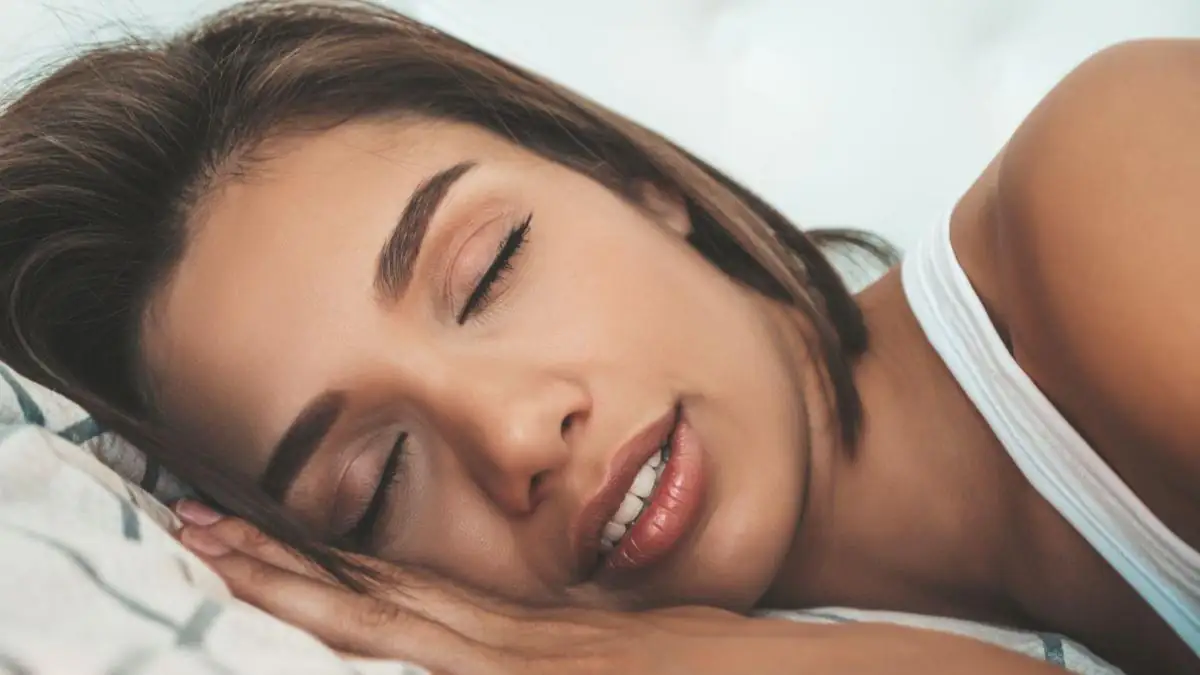 Psychologin verrät: Mit dem Clean-Hack schläfst du schneller ein