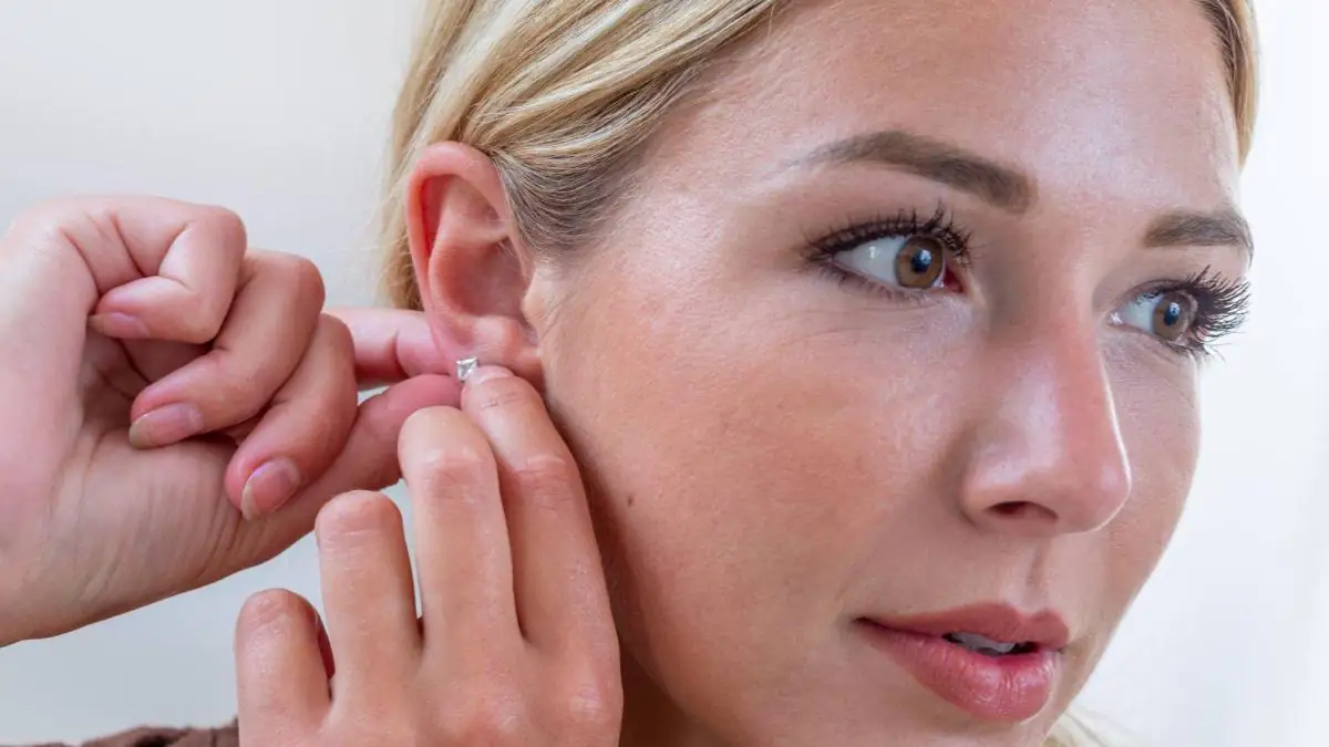 Warum stinkt dein Ohrloch nach Käse?