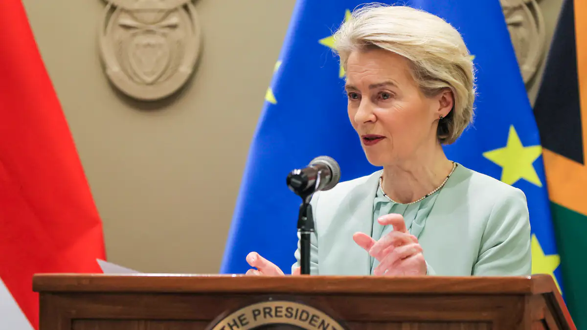 Siebte Gehaltserhöhung in 3 Jahren: EU-Beamte bekommen ab April mehr Geld