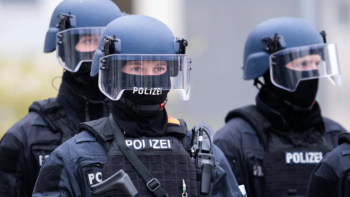 Statistik enthüllt Gewalt gegen Einsatzkräfte: In Deutschland gibt es alle fünf Minuten einen Angriff auf die Polizei