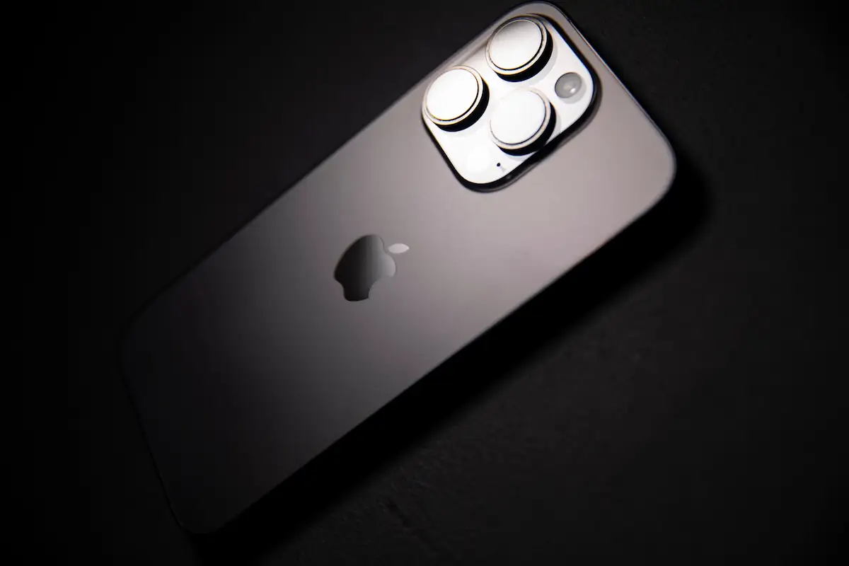 Apple warnt zahlreiche iPhone-Nutzer vor Schadsoftware