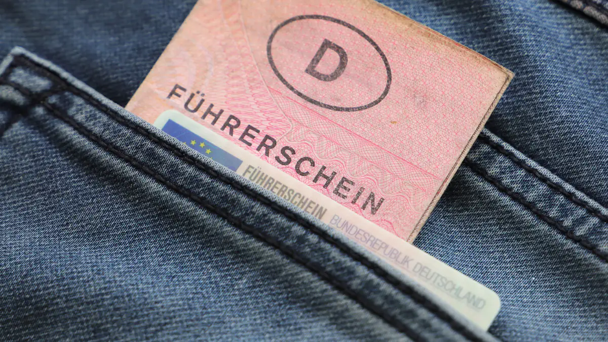 Ab Oktober 2025: Fahrverbot und hohes Bußgeld - Autofahrer sollten neue Regel kennen