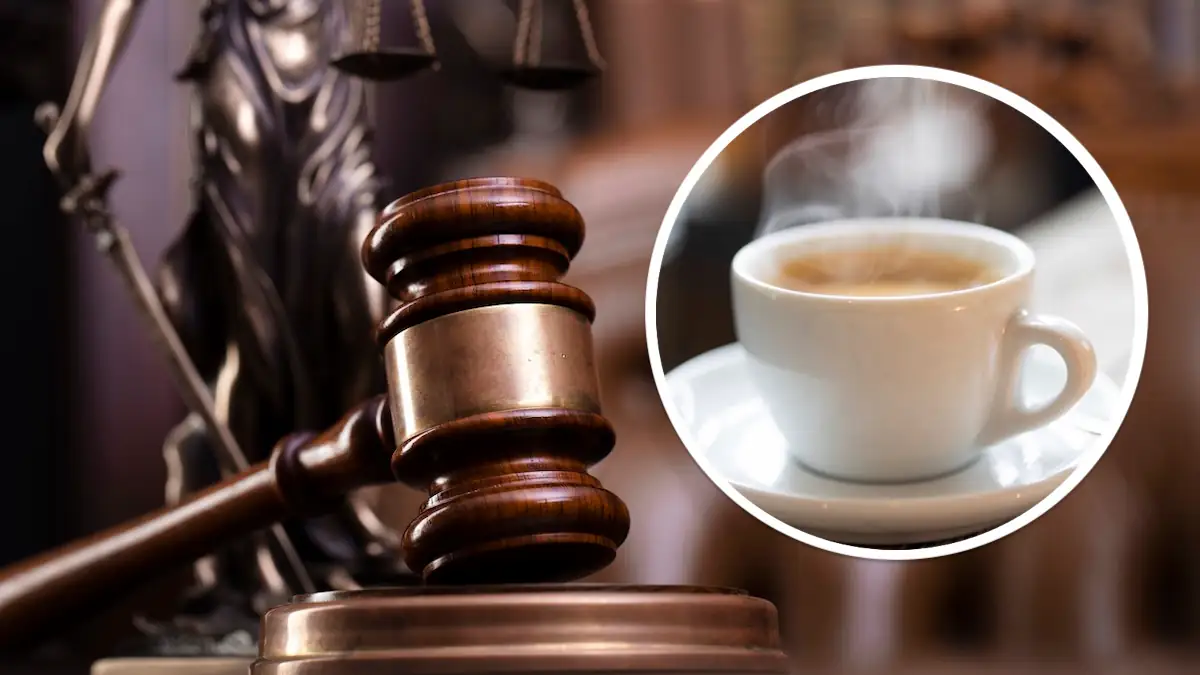 Arbeitsunfall beim Kaffeetrinken: Gericht urteilt in kuriosem Fall