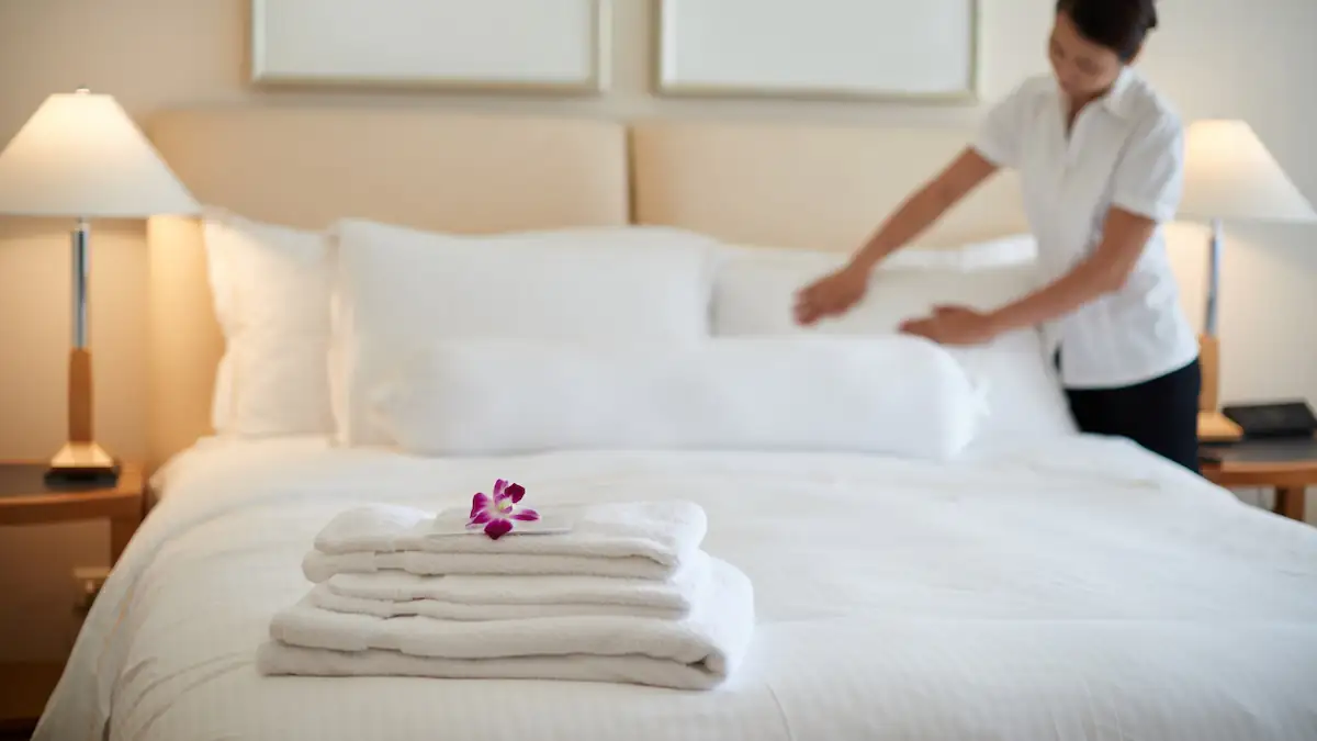 Keimherd Hotelzimmer: Experte verrät, wovor man sich in Acht nehmen sollte