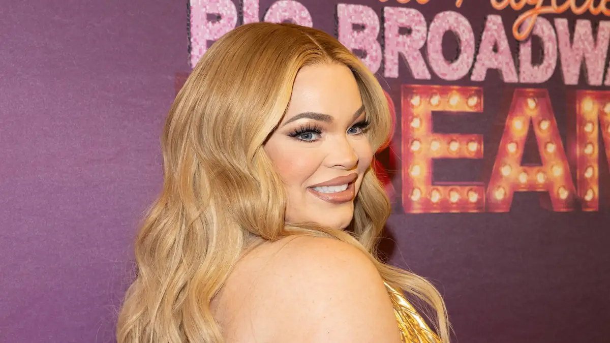 Nach „Malibu Barbie“ und „Elvis“: YouTube-Star benennt drittes Kind nach Superheld – das Netz rastet aus