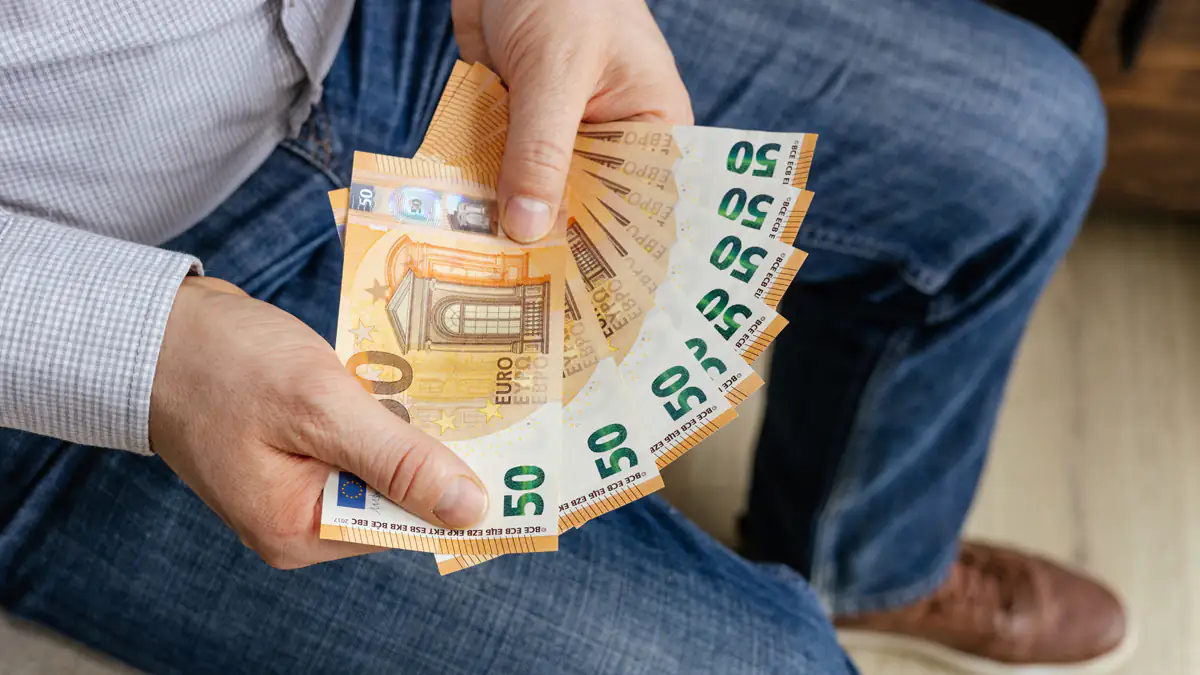 SPD-Politiker mit Vorstoß: Asylbewerber sollen Sozialleistungen zurückzahlen