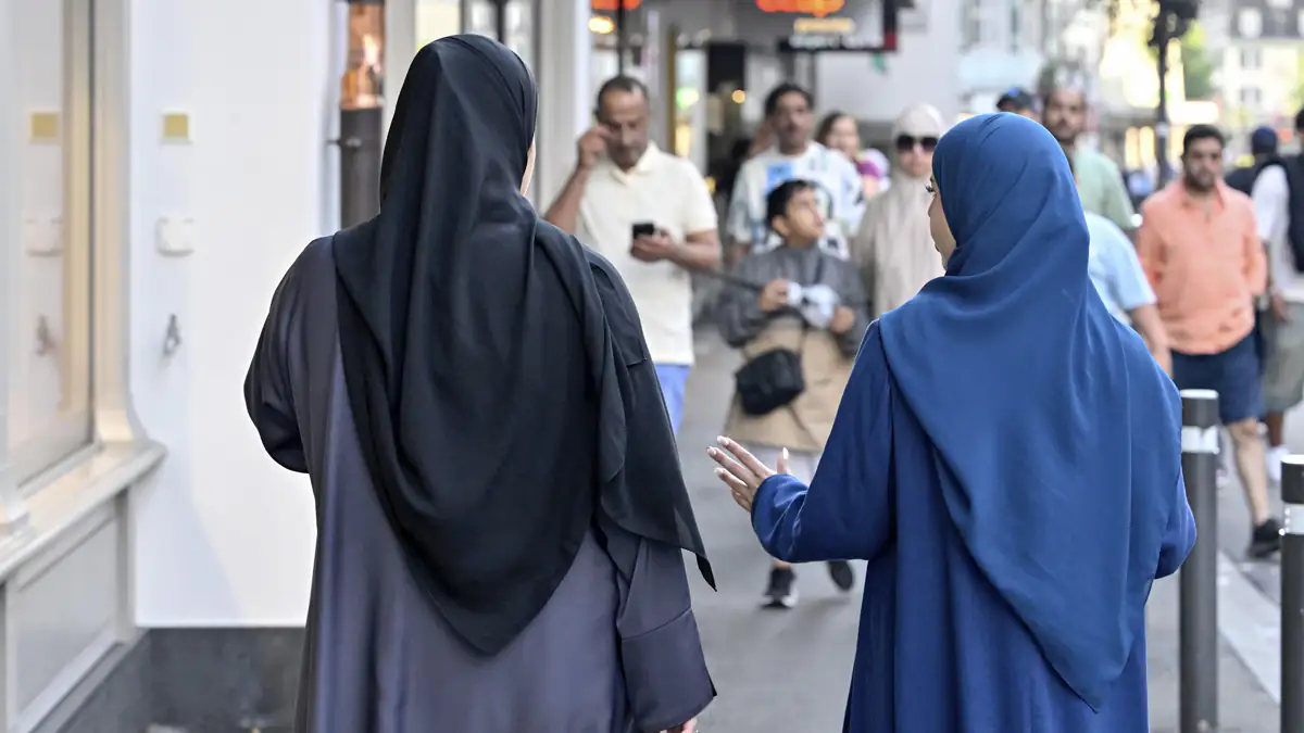 Genfer Restaurant verwehrt Frau mit Kopftuch Zutritt – „Es verletzt mich sehr“