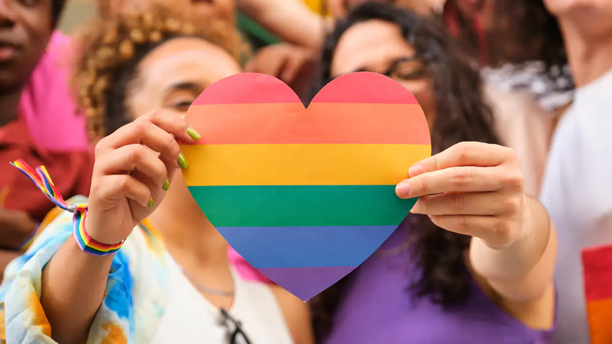 Linke mit Kritik: Krankenkassen übernehmen Kosten für Haarentfernung bei Transfrauen nicht