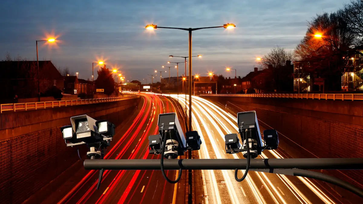 Warnung vor Blitzern: Viele Nutzer kennen praktische Methode nicht