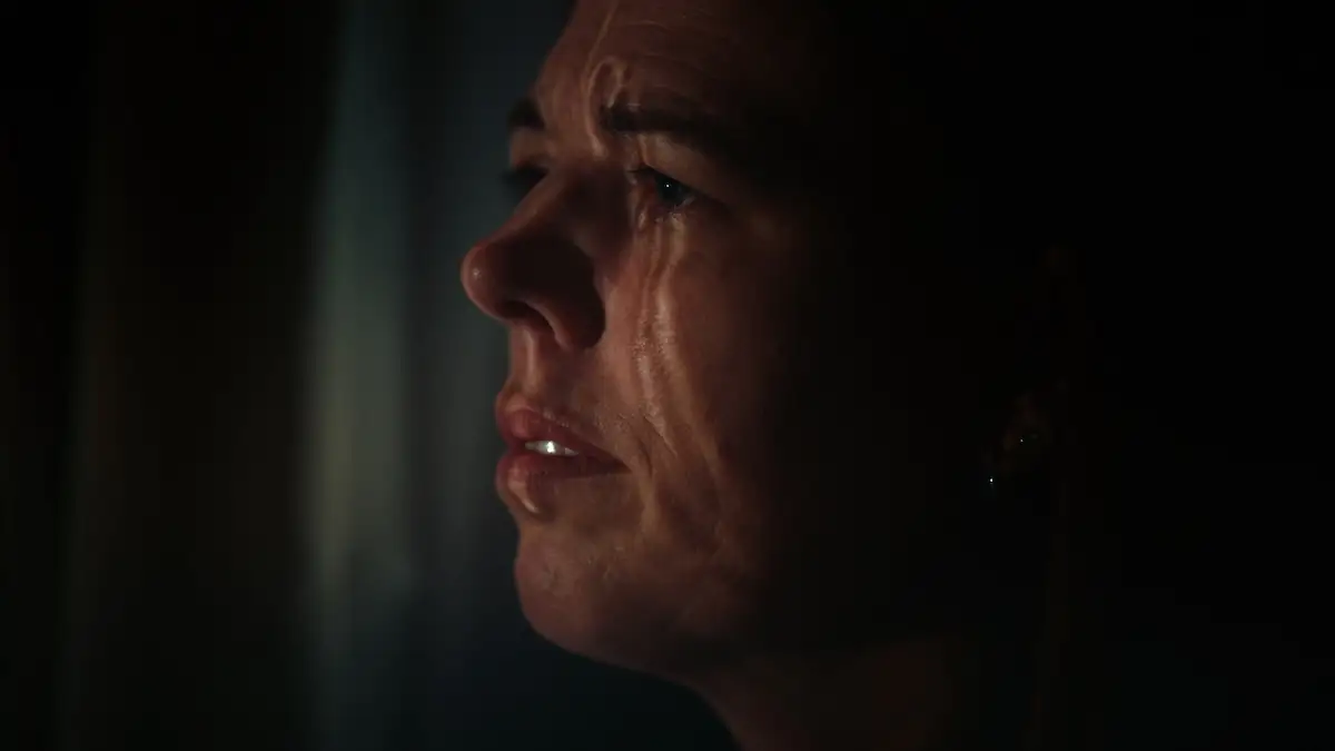 Mutter schikanierte und bedrohte ihre Tochter anonym: Jetzt spricht sie über den Grund