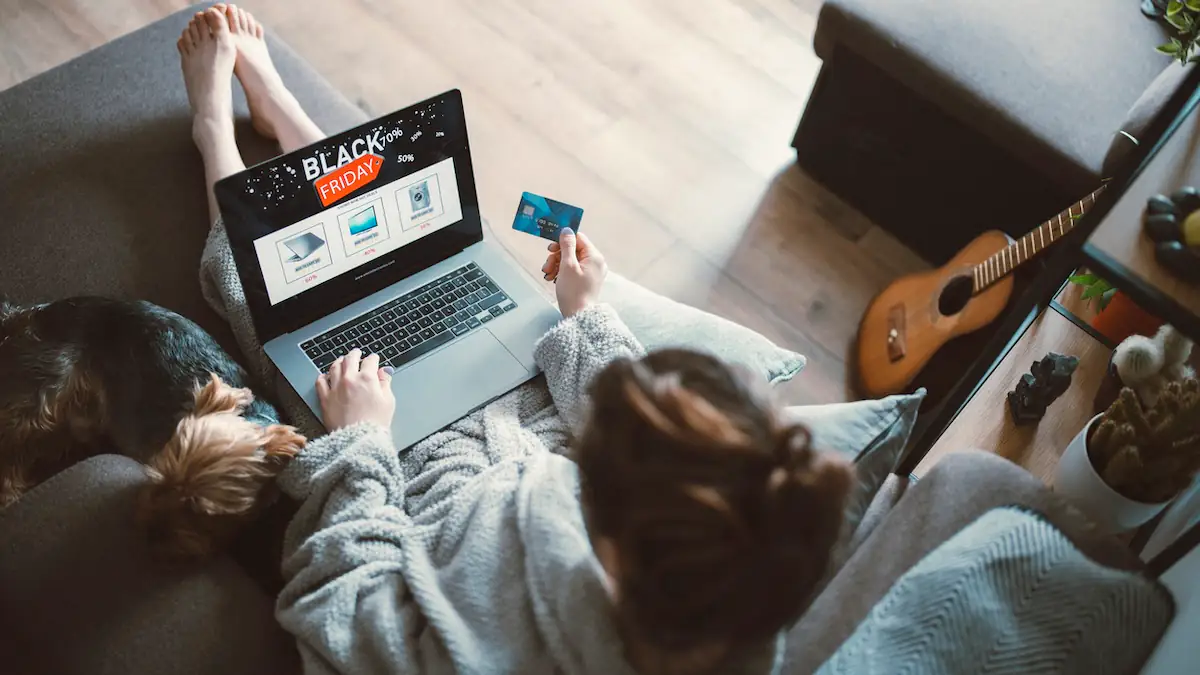 Vorsicht zum Black Friday: Verbraucher sollten sich vor zahlreichen Fakeshops in Acht nehmen