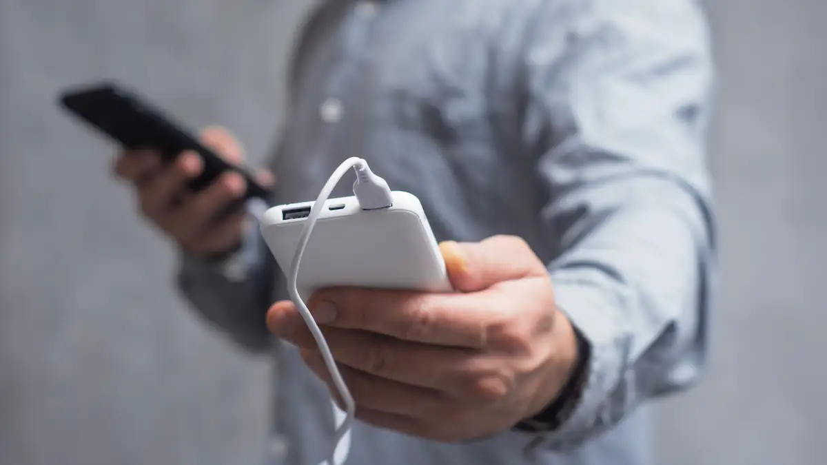 Wegen Brandgefahr: Beliebter Hersteller ruft Bestseller-Powerbank zurück