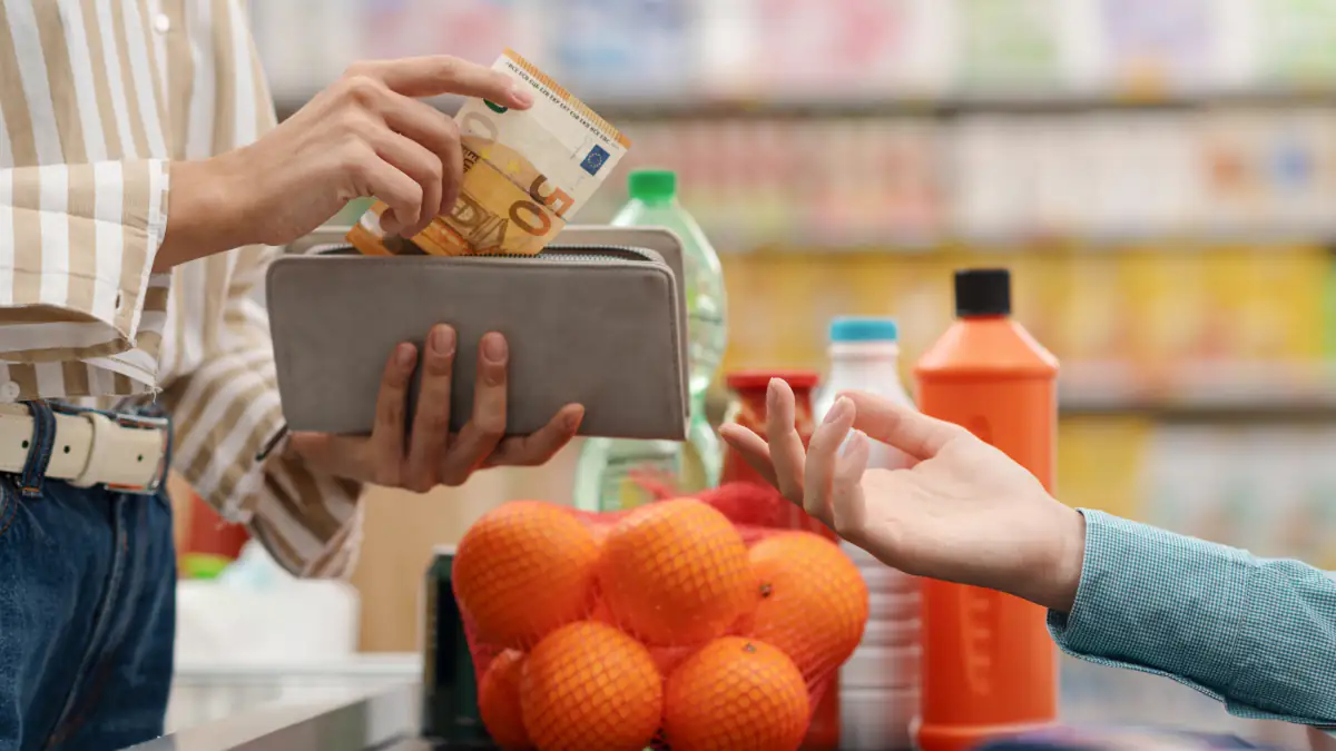 Bargeld im Supermarkt abheben: Experten warnen vor Risiken