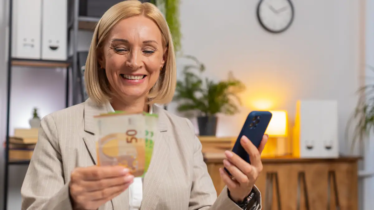 Lebenseinkommen: So viel Geld verdient man durchschnittlich im gesamten Berufsleben