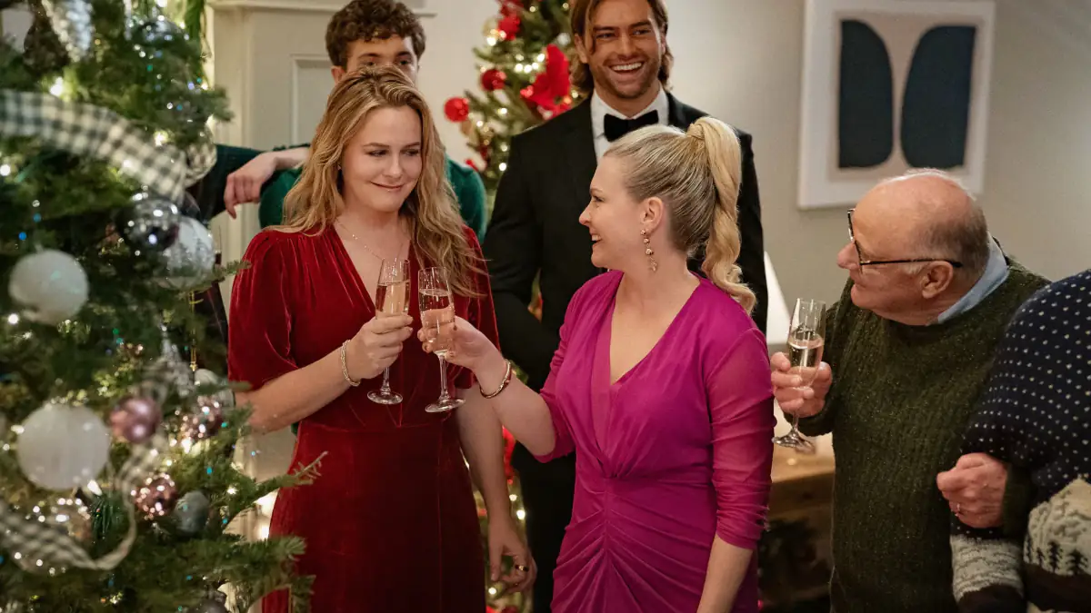 In 62 Ländern in den Top 10: Neuer Netflix-Film sorgt für erste Weihnachtsstimmung – „Lustig und emotional“